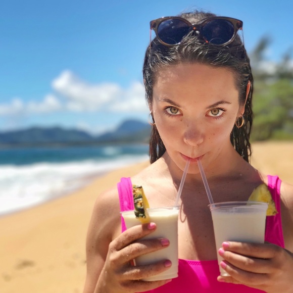 Meet your Posher, Jessica - Picture 1 of 1